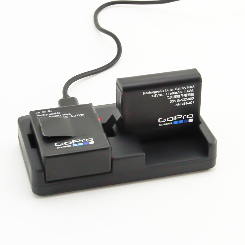 Двойное зарядное устройство для HERO3+ / HERO4