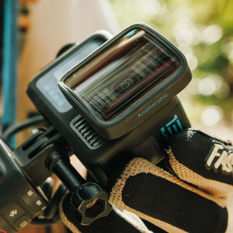 Анаморфная линза GoPro Anamorphic Lens Mod для HERO 13 (AEWAL-011)